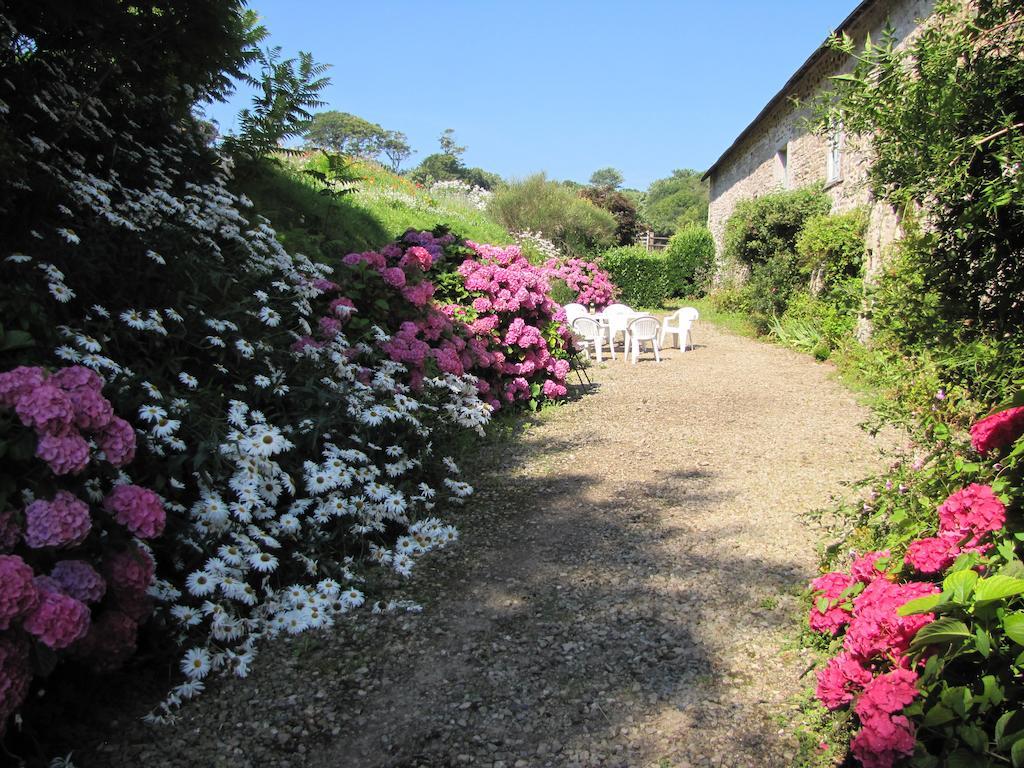 Gite De La Ferme De La Cour Crasville  Dış mekan fotoğraf