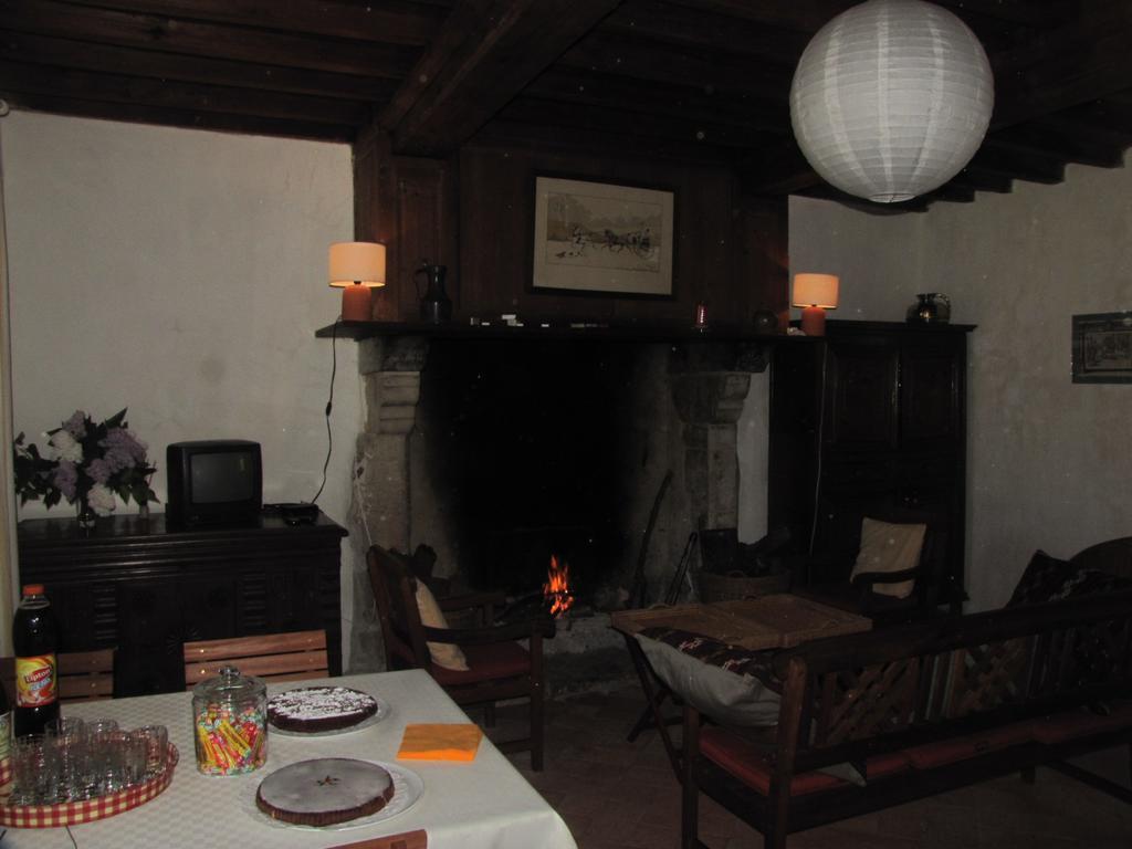 Gite De La Ferme De La Cour Crasville  Dış mekan fotoğraf